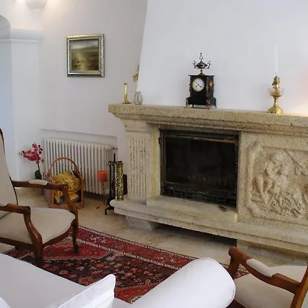 Charme Et Detente Oda ve Kahvaltı Saint-Raphaël