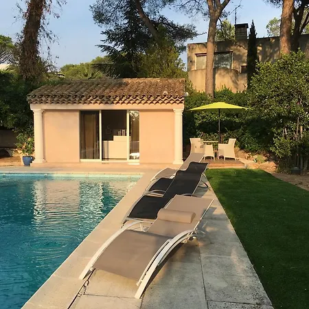 Charme Et Detente Saint-Raphael (Var)