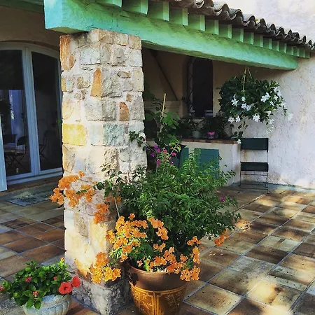 Bed & Breakfast Charme Et Détente 3*